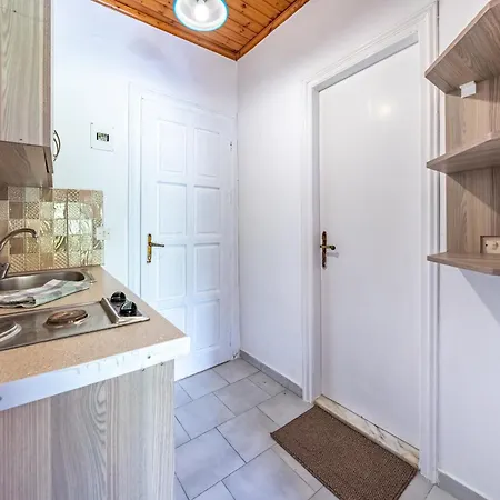 Maltas بيت ضيافة Perivoli (Corfu)