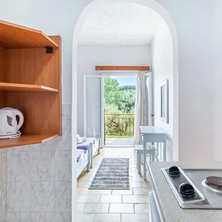 Maltas بيت ضيافة Perivoli (Corfu)