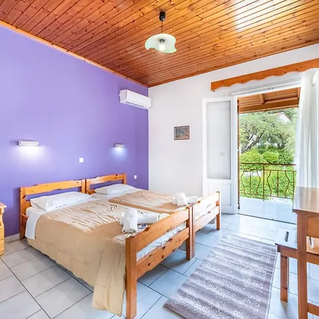 Maltas بيت ضيافة Perivoli (Corfu)